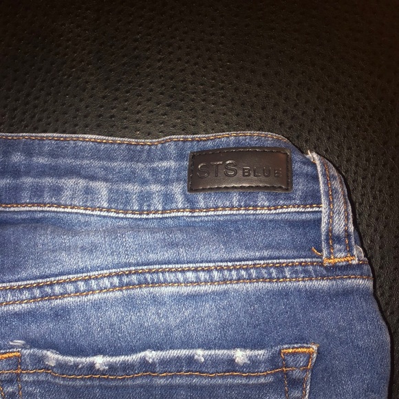 STS BLUE HIGH WAIST DENIM SHORTS - Picture 4 of 5